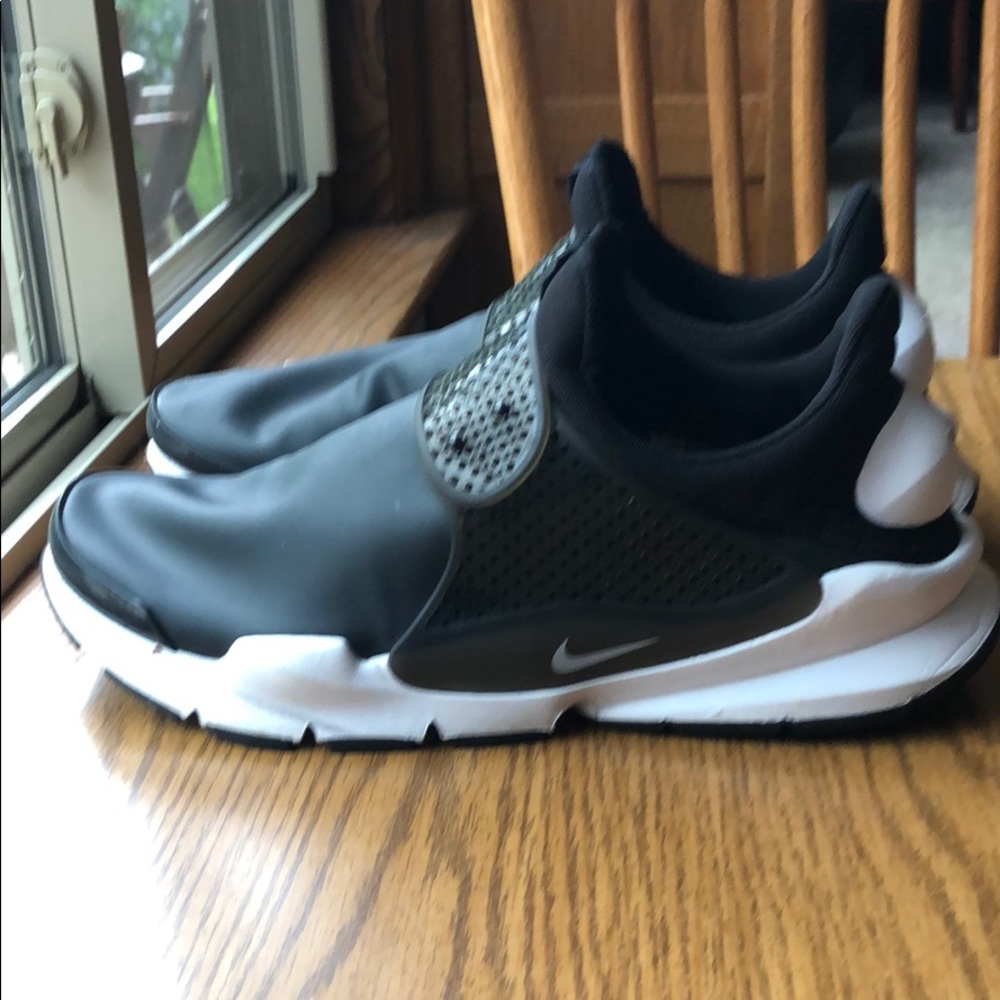 Nike Sock Dart SE